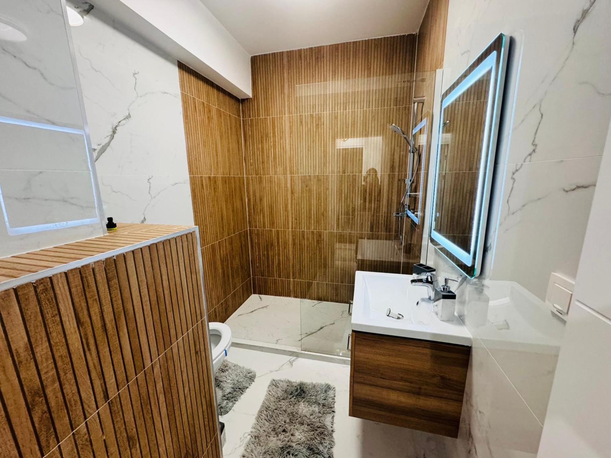 Luxury Apartment Sinuhe Brasov Ngoại thất bức ảnh